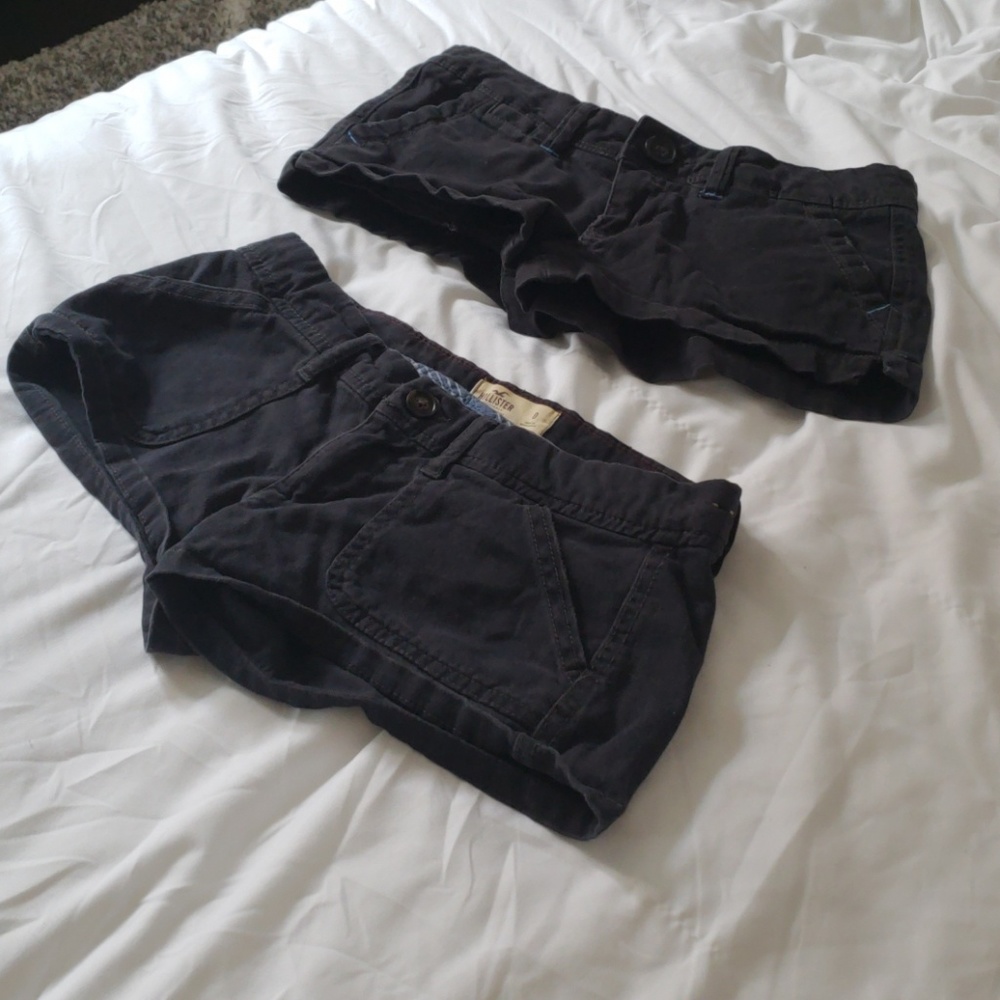 💲SOLD Hollister Navy Low rise short shorts 0